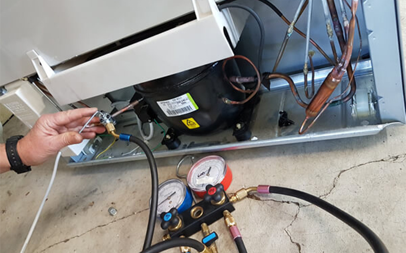 Conserto de Geladeiras, Troca de Compressor para Geladeiras, Manutenção de Geladeiras, Reparo de Geladeiras, Carga de Gás para Geladeiras